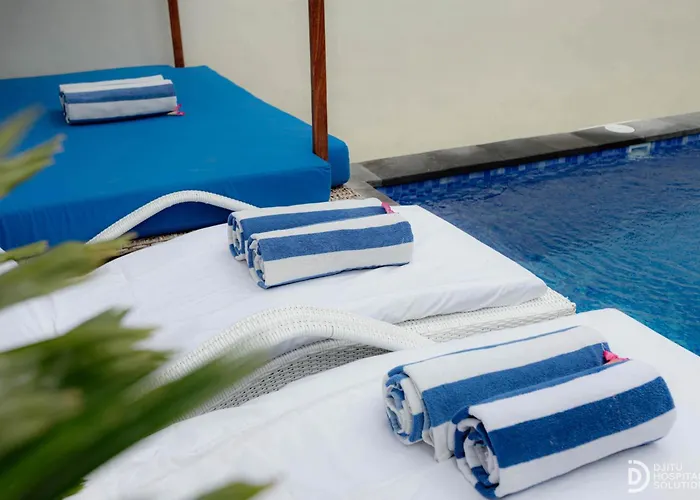 Blue Lagoon Private